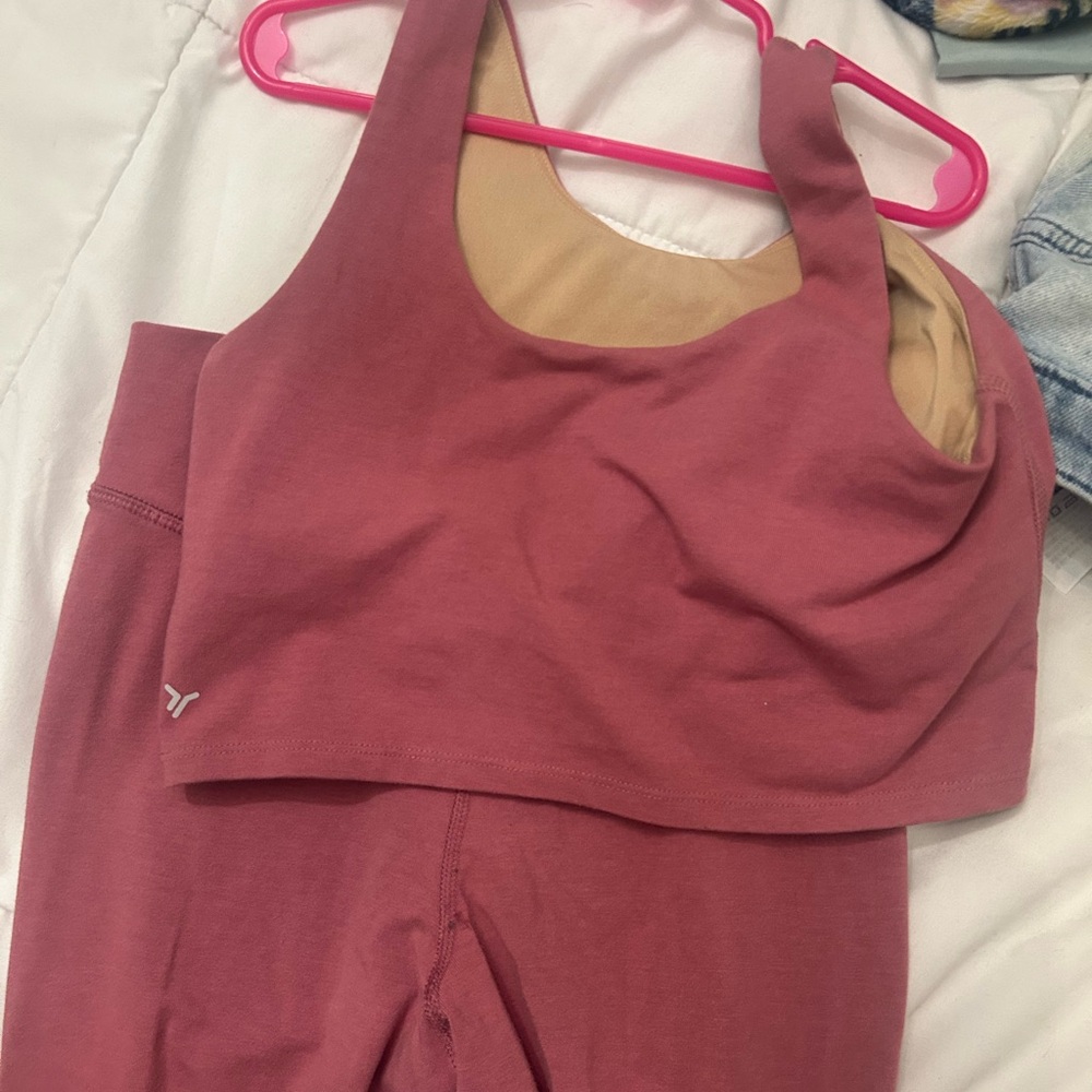 Athletic pink set